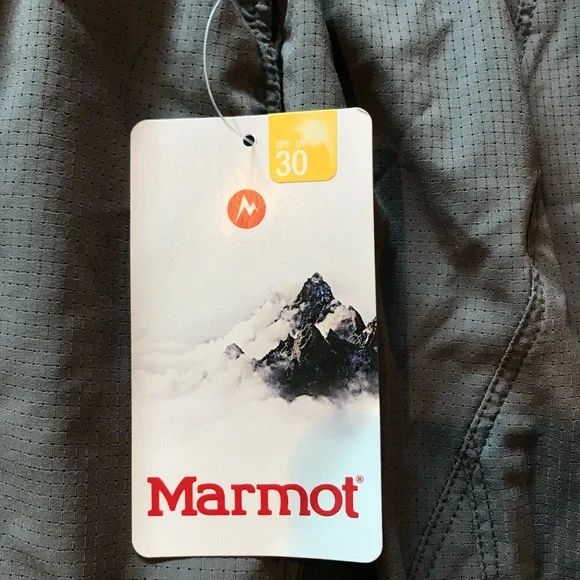 NWT Marmot Shorts med and NWOT Patagonia Tee med - Picture 4 of 13